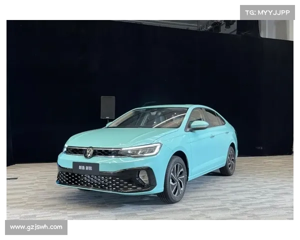 “小帕萨特”既视感,黑色朗逸新锐实车曝光,10万级家用三厢车